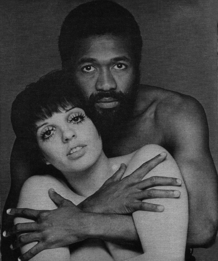 Lisa Minelli Topless