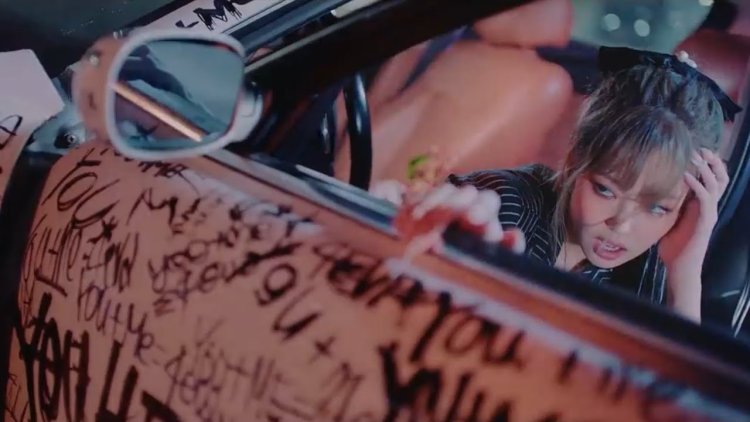 Black Pink Jenny Kim