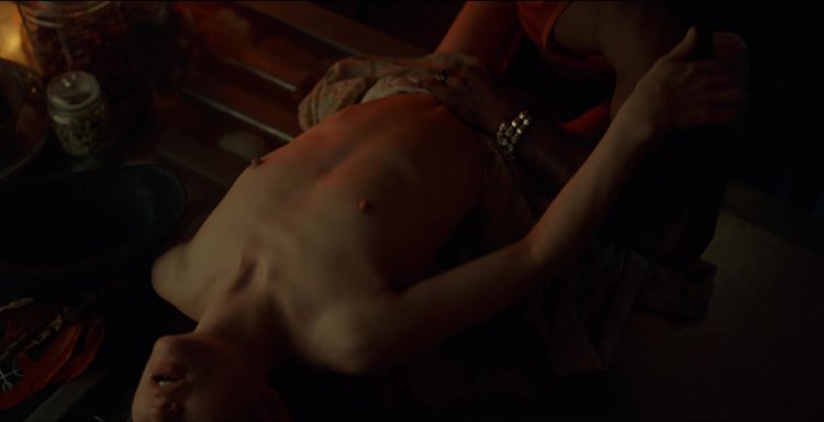 Emily Browning Sex film