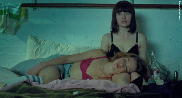 Emily Browning uninvited.sex