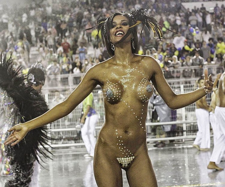 Carnival in Rio de Janeiro without panties