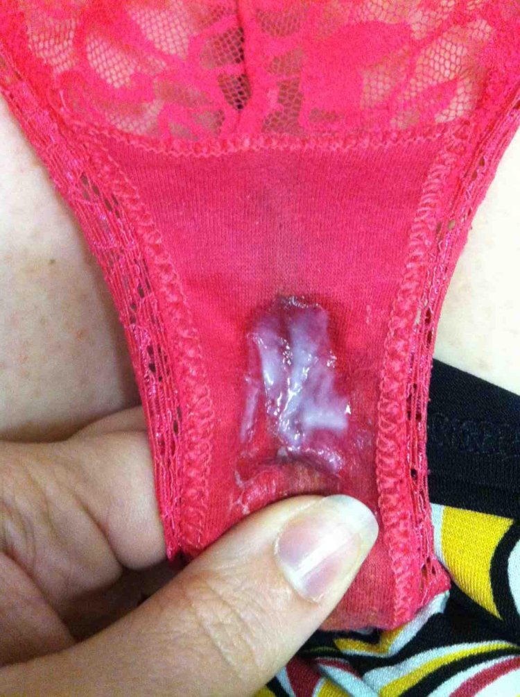 Close -up DIRTY PANTIES PUSSY