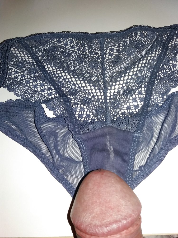 Hairy vagina dirty panties