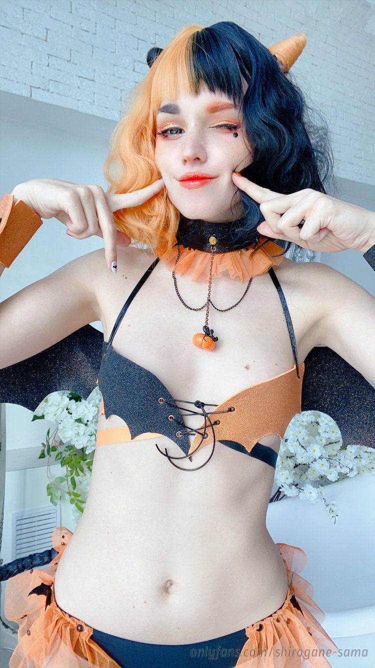 Sasha Holland Cosplay