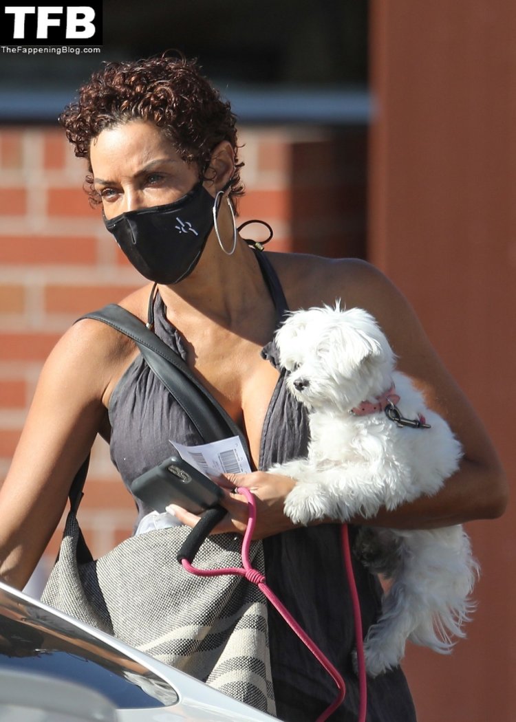 Nicole Murphy is frank