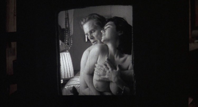 Jennifer Connelli Naked