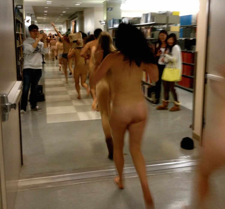 Entertainment of naked women