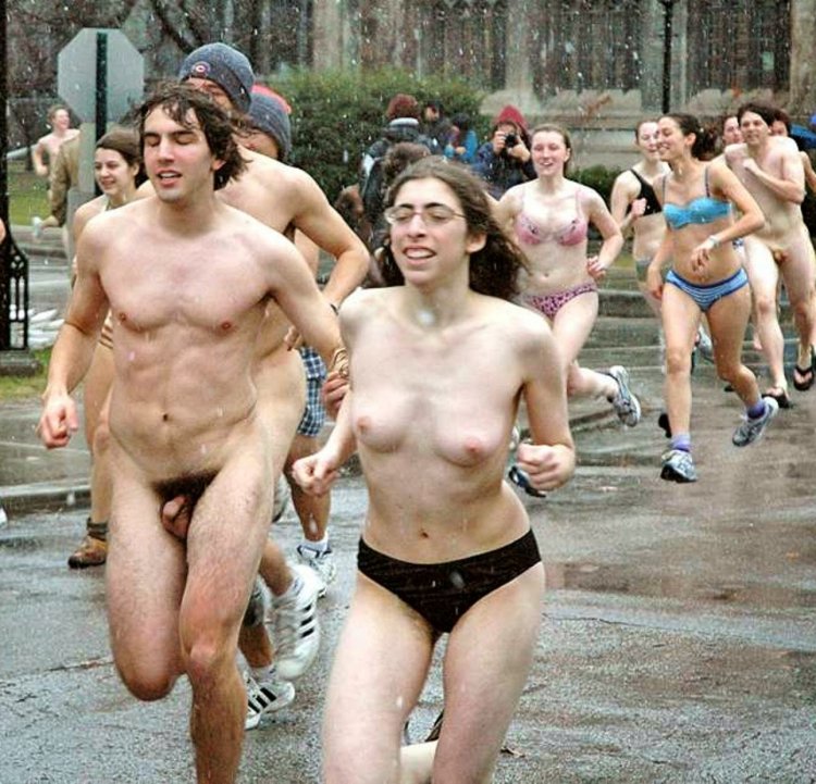 Tufts Naked Quad Run Sexy Naked Welsh Women