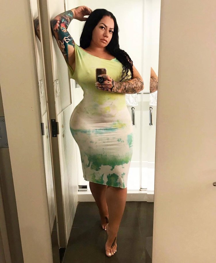 Elke The Stallion 2020