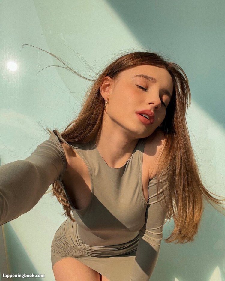 Lisa Vasilenko is hot