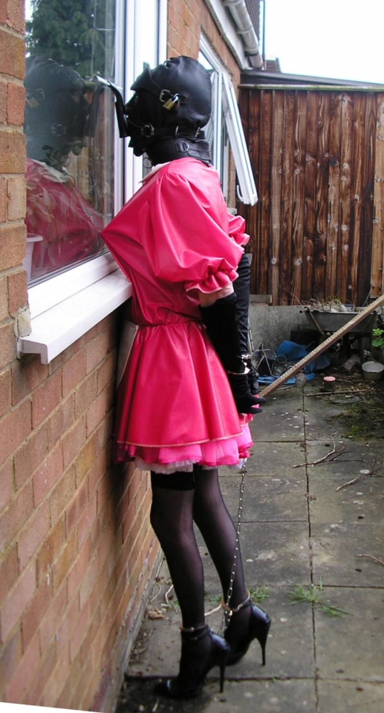 Crossdresser Katie Wallace