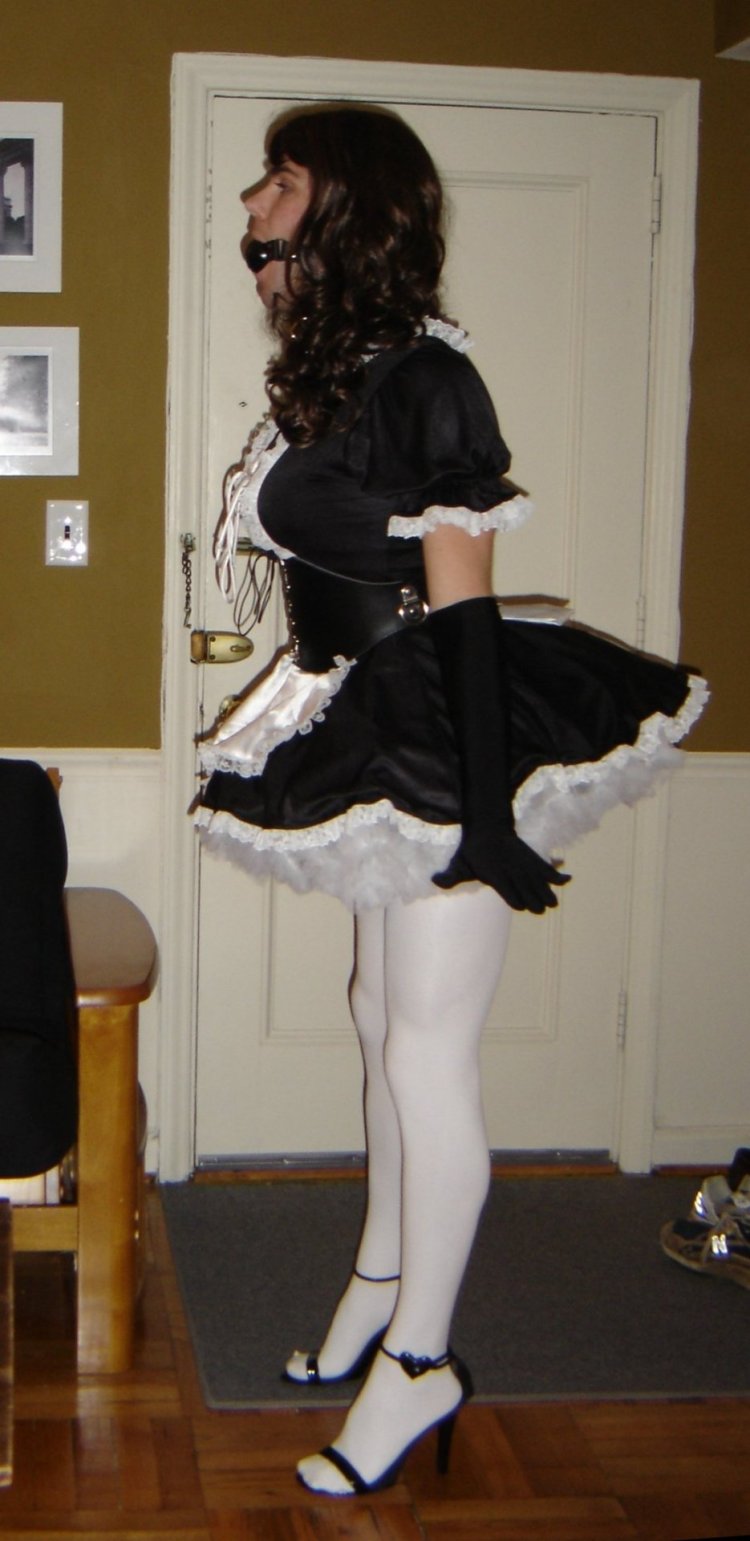 The feet of the crossdressers