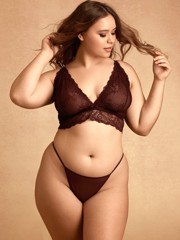 Alexandra Korsunskaya Plus Size