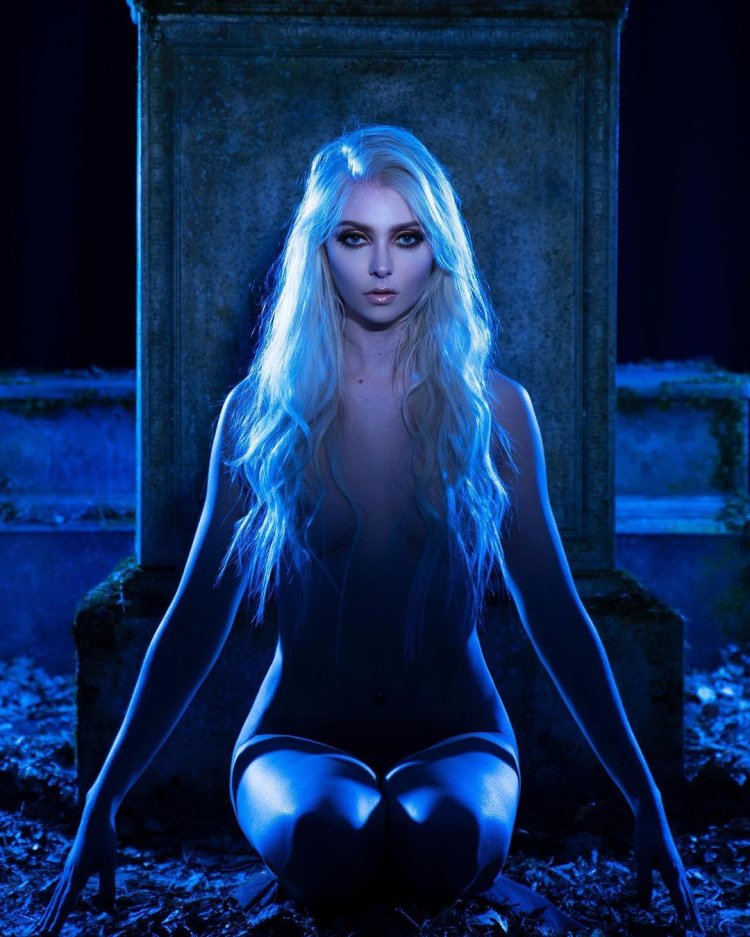 Katie Nicole Valentine Naked Nude Topless