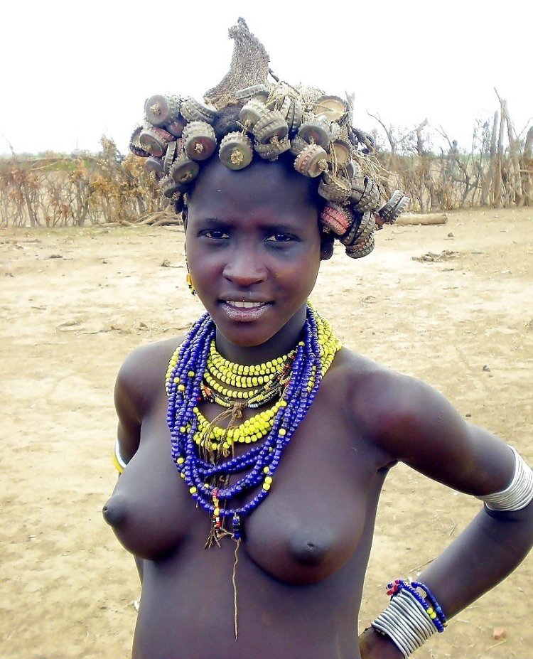 Naked African women