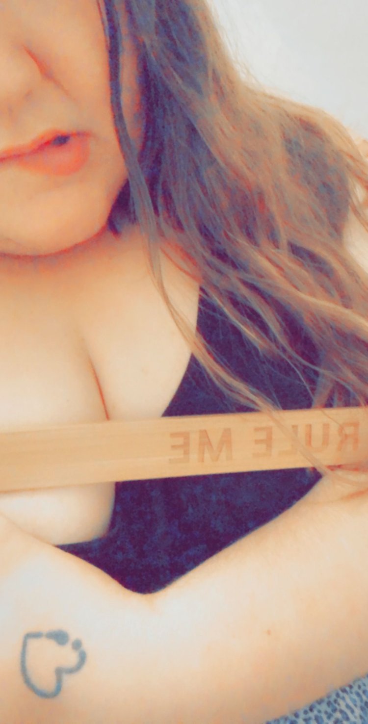 Rene Michelle hot from