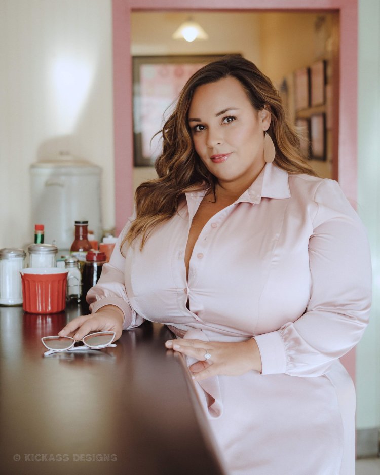 Nicole Denis Johansson Model Plus Saiz