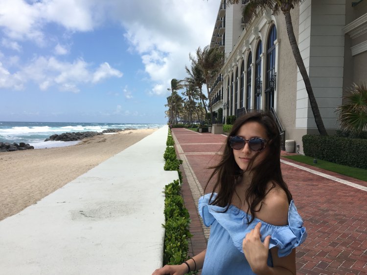 Sensual Jane in a swimsuit