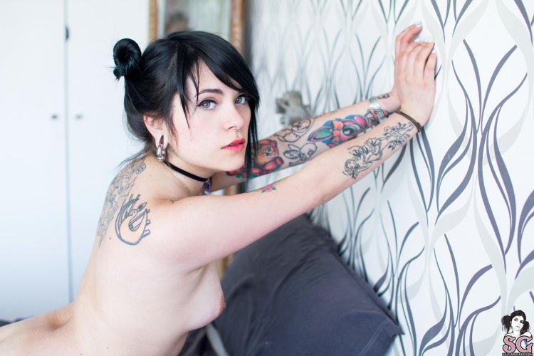 Elastic boobs Suicide Ukrainian