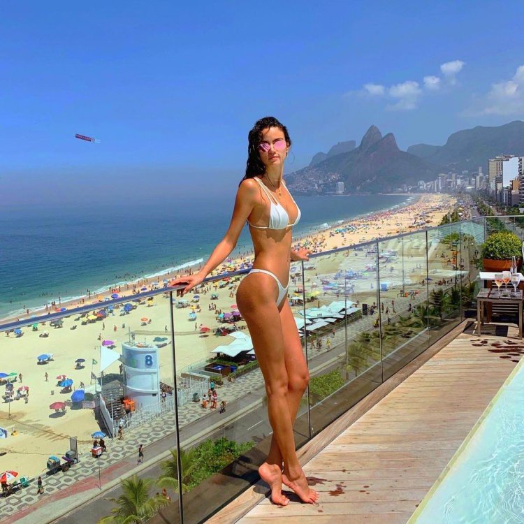 Sofia Karson Figure 2020