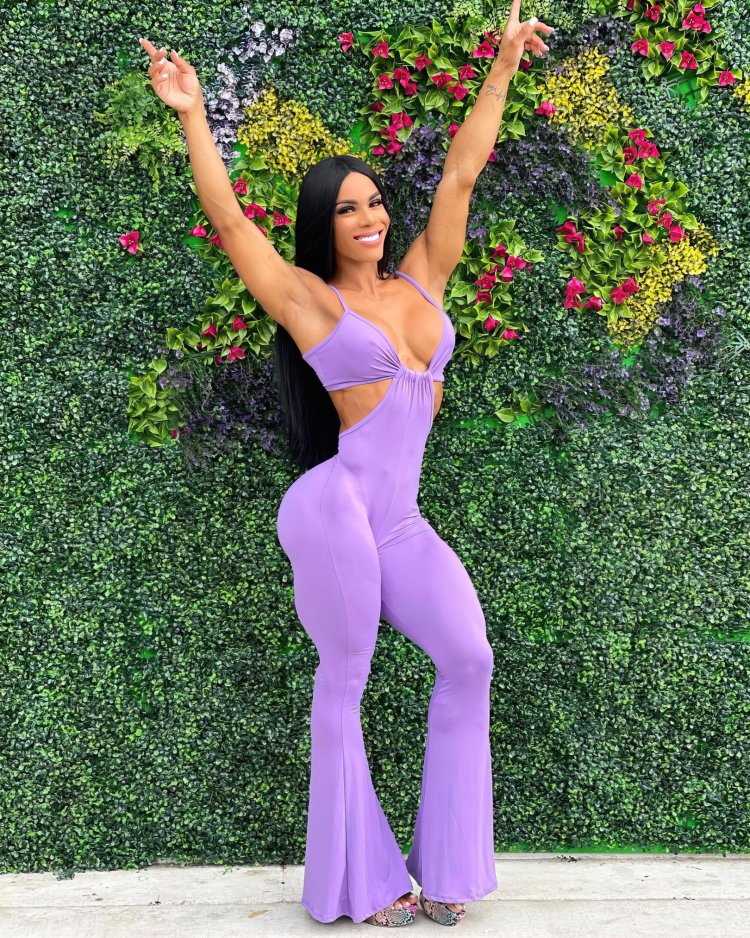 Yarishna Ayala drain