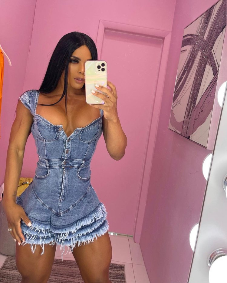 Yarishna ayala Eva Andresa