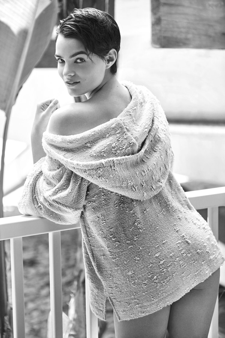 Brianna Hildebrand Deadpool 2