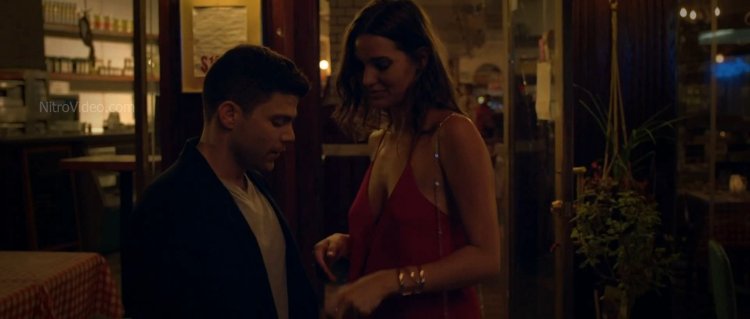 Allegra Carpenter is naked