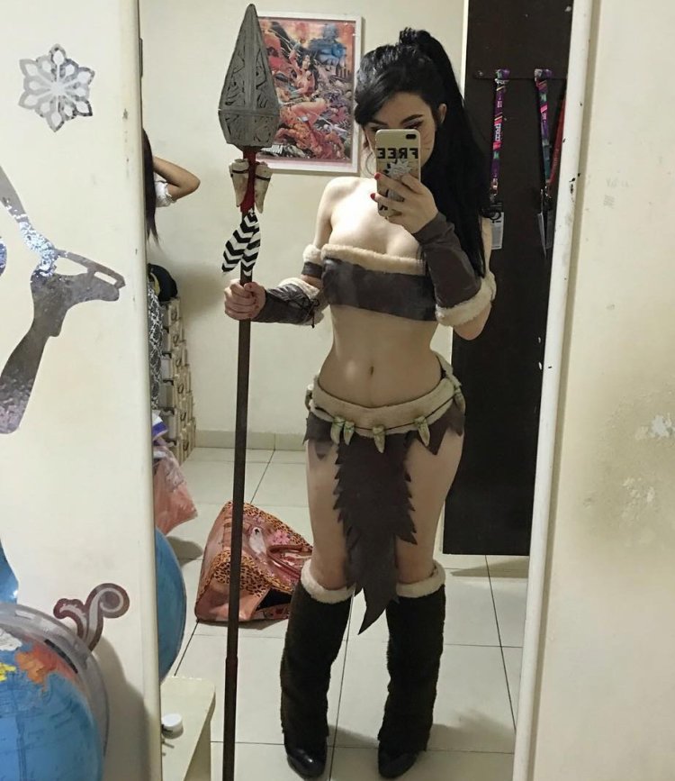 Maria Fernanda Fegalvao Cosplay