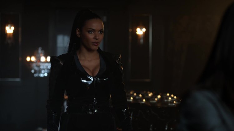 Jessica Lucas is hot