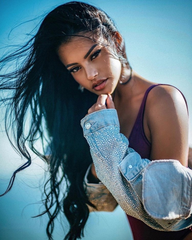 Jacqueline Office Instagram