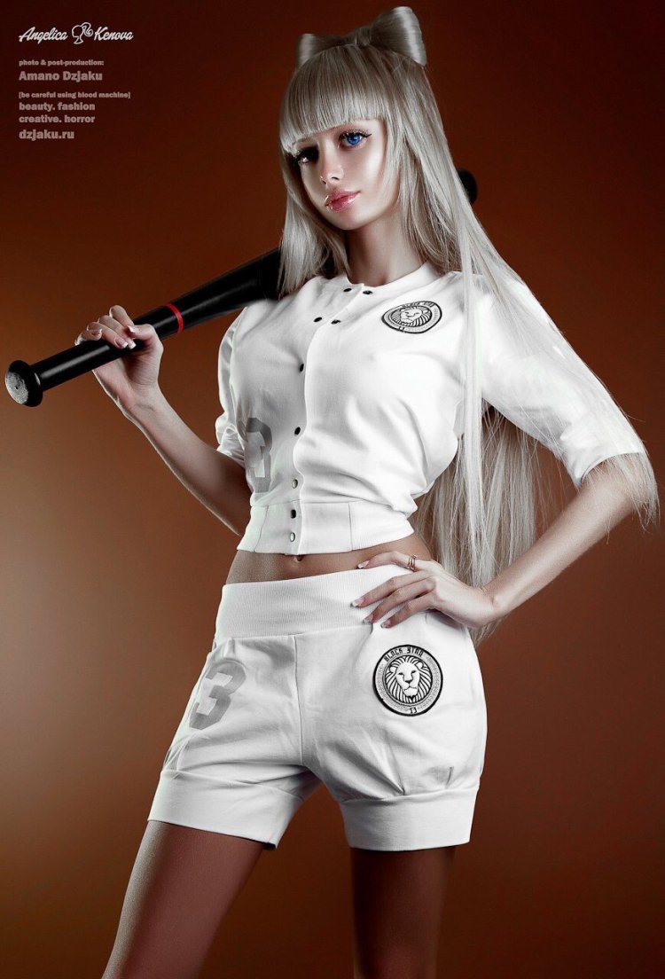 Russian barbie Angelica Kenova