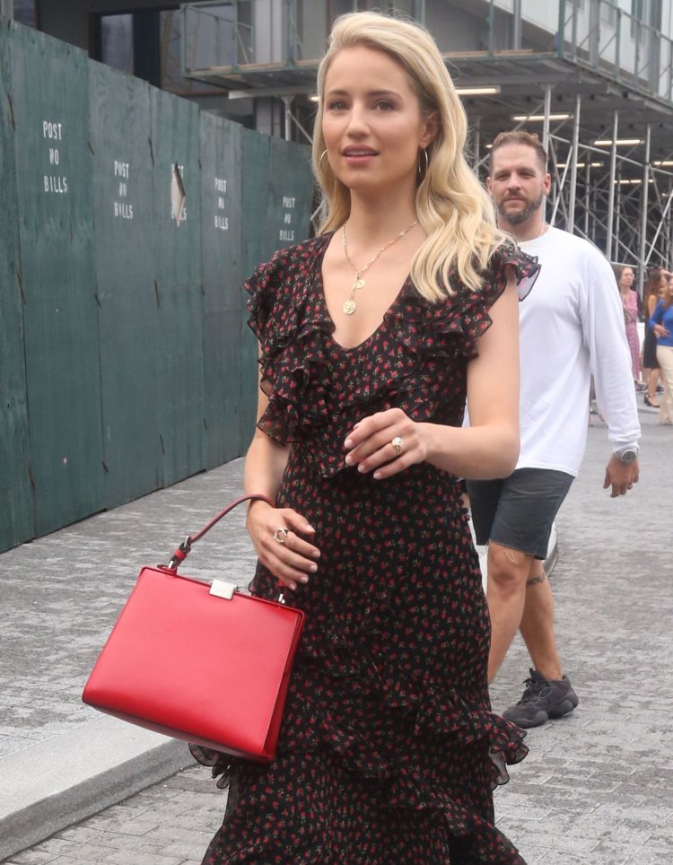 Porn actress Dianna Agron