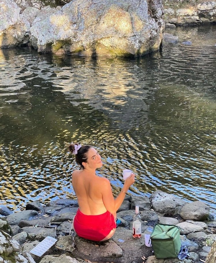 Kaya Skogladario Toples