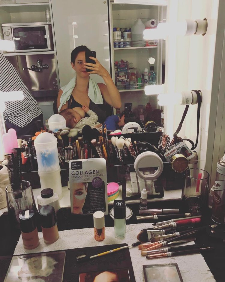 Kaya Skogladario drain naked