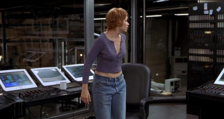 Kim Dickens Invisible 2000