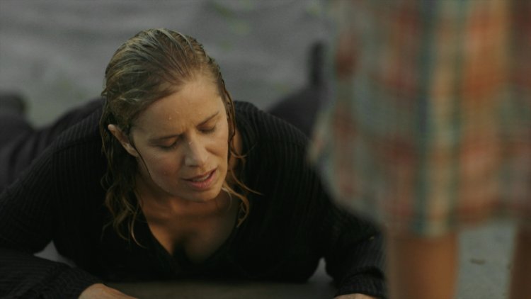 Invisible 1998 Kim Dickens