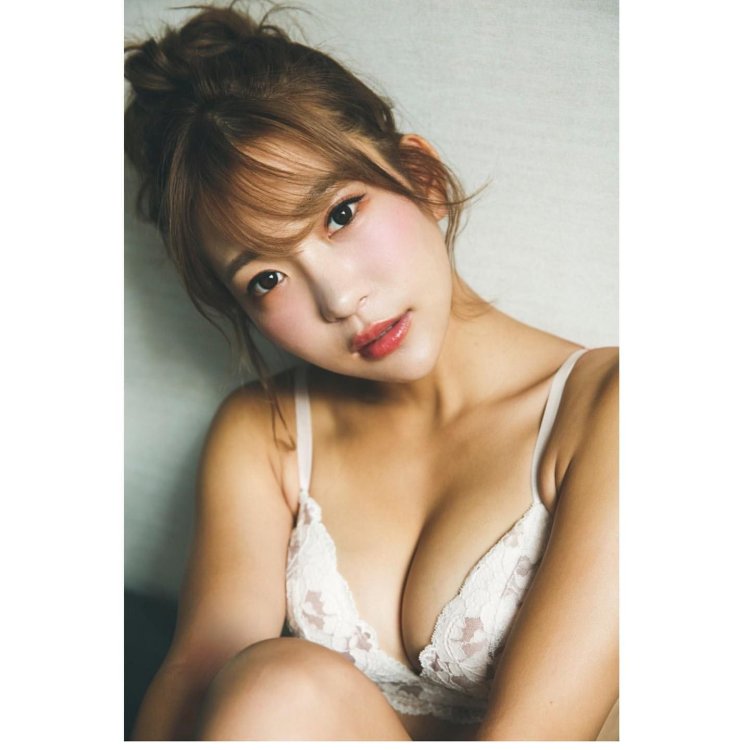 Tyra Banks in a swimsuit