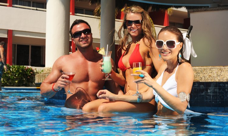 Desire Resort Spa Riviera Maya swing