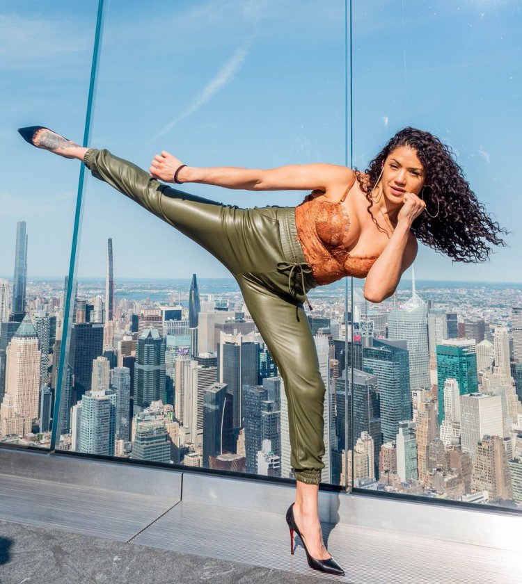 Perl Gonzalez is hot