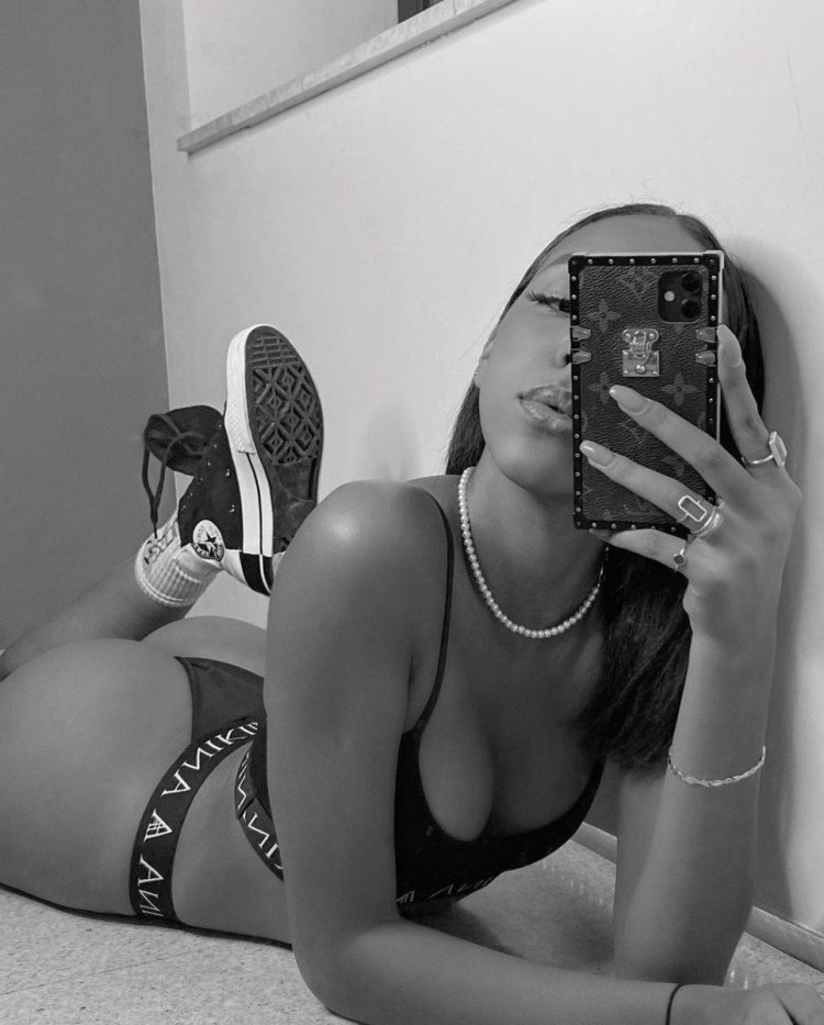 Photo by Ani Pokrov 2022