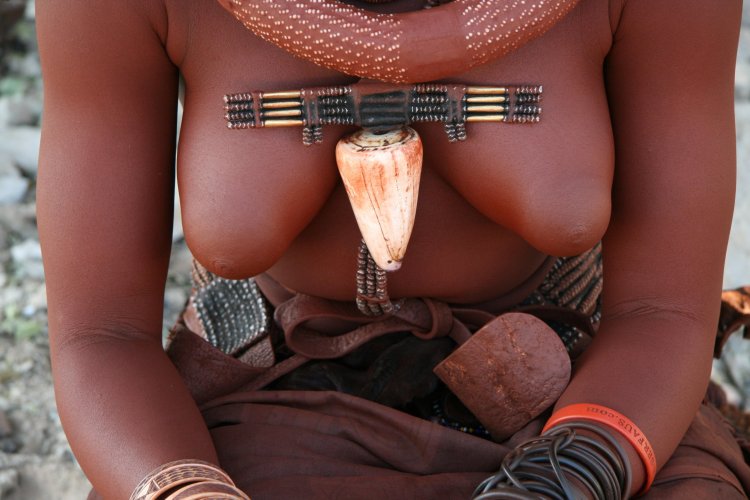 Naturism - Indians from the Xingu river (Brazil)