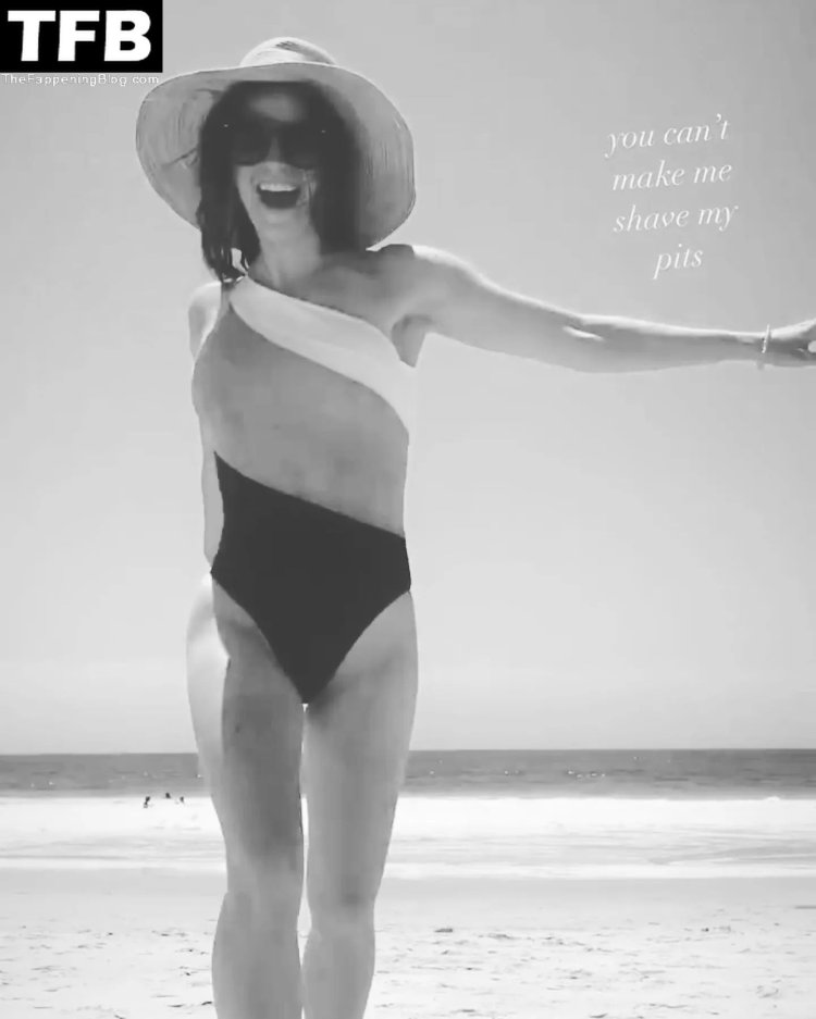 Meredith Garretson Sexy