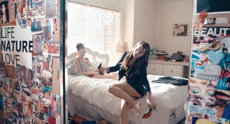 Emma Watson - The Bling Ring 1080p