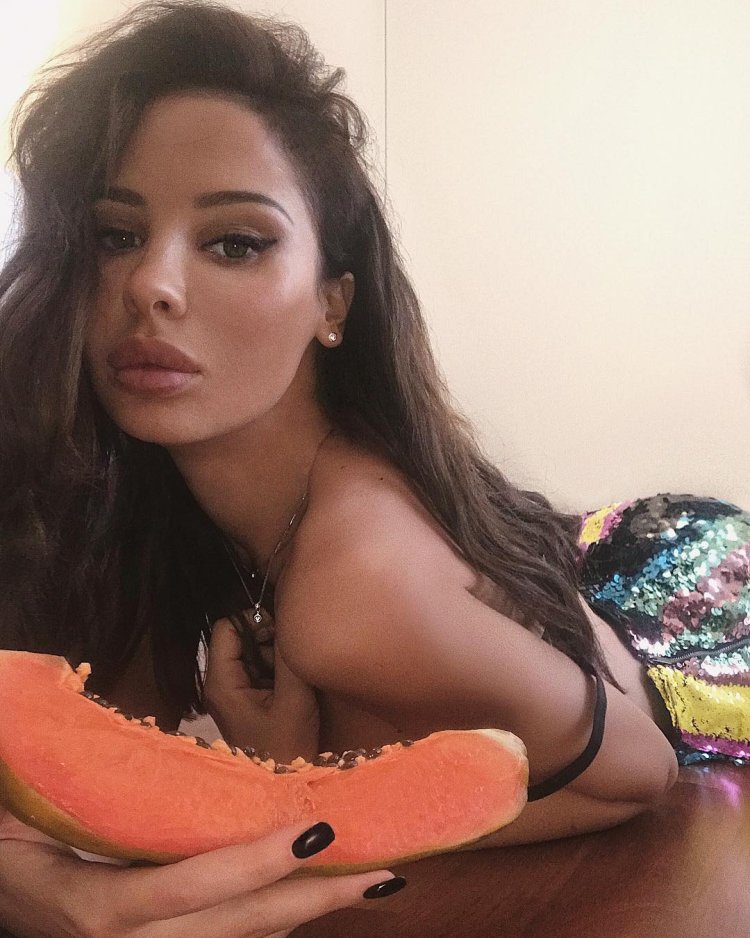 Albanian TV zjarr tv Greta Khoja