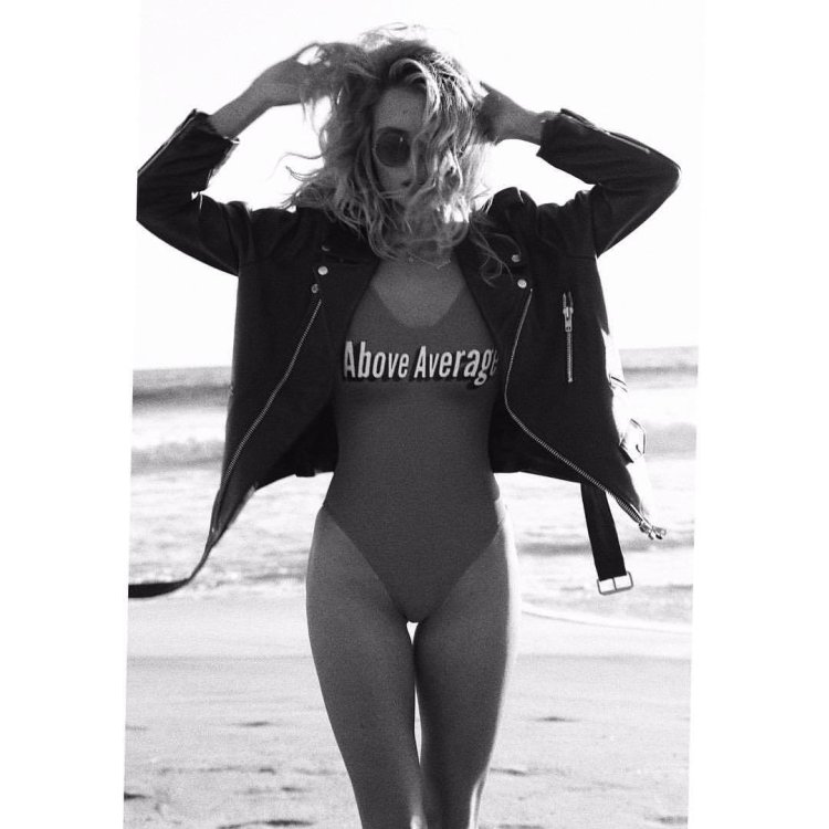 Valeria Faraionov Model