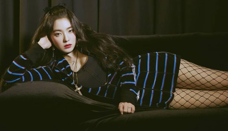 Red Velvet Roussian Roulette Irene