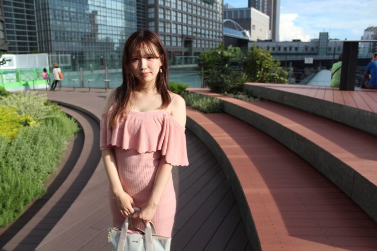 Asian in Selfie swimsuits