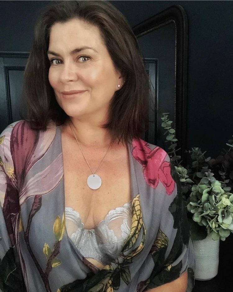 Juanita Stella Spenish