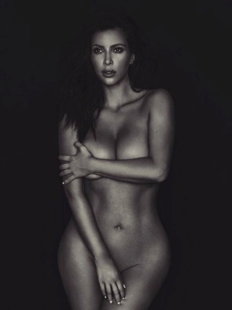 Kim Kardashian Break the Internet